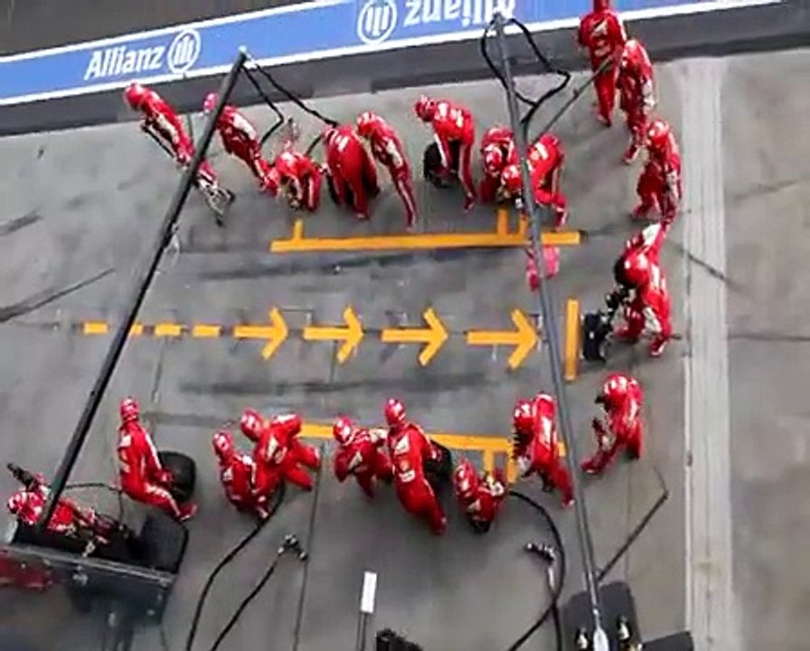 L'arrêt au stand plus rapide que l'éclair d'une F1 Ferrari