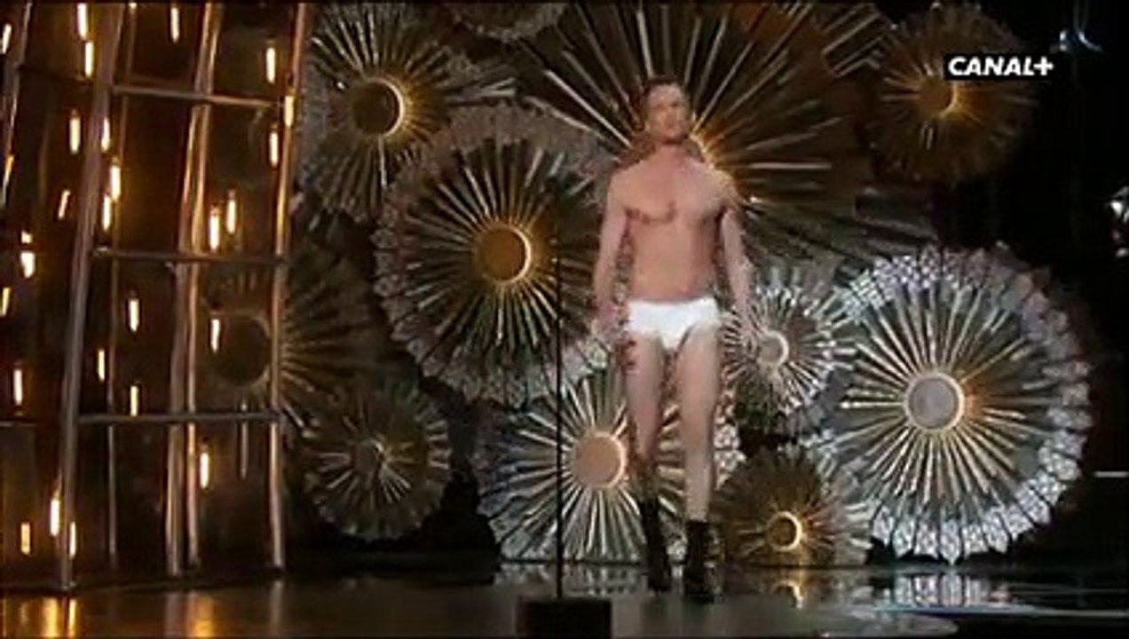 Oscars 2015 : Neil Patrick Harris débarque sur scène en slip