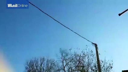 Cet OVNI aperçu au Kosovo sème la panique !