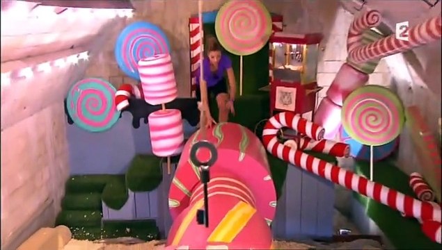 Camille Cerf : Miss France 2015 sexy sur les cylindres de Fort Boyard