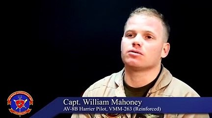 Cet avion de chasse atterrit à la verticale !