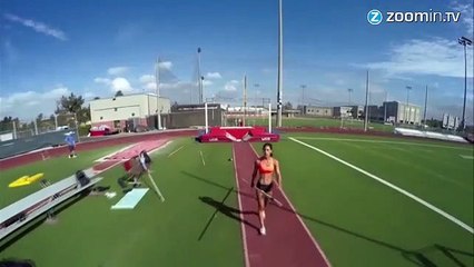 Une athlète américaine sexy filmée de très près...