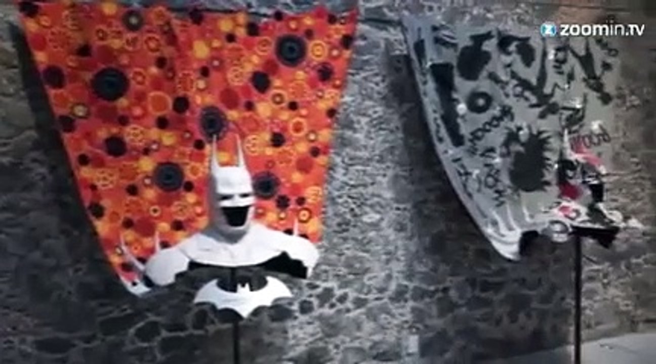 Pour ses 75 ans, Batman fait la fête à Mexico!