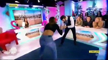 Aymeric Bonnery (Mad Mag) : son corps à corps très musclé avec Wafa !