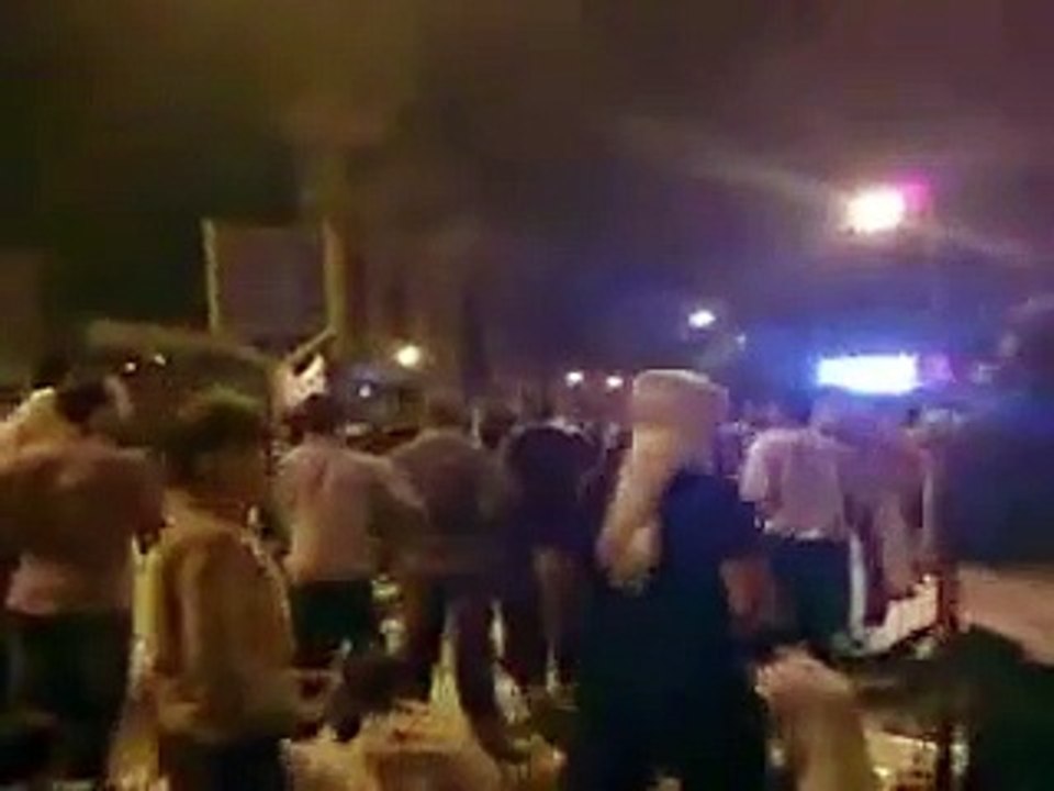 Syrie: Assad lève l'état d'urgence, les opposants appellent à manifester