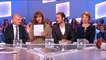 Boudée par le Quai d’Orsay, Doria Tillier adresse une lettre à Laurent Fabius