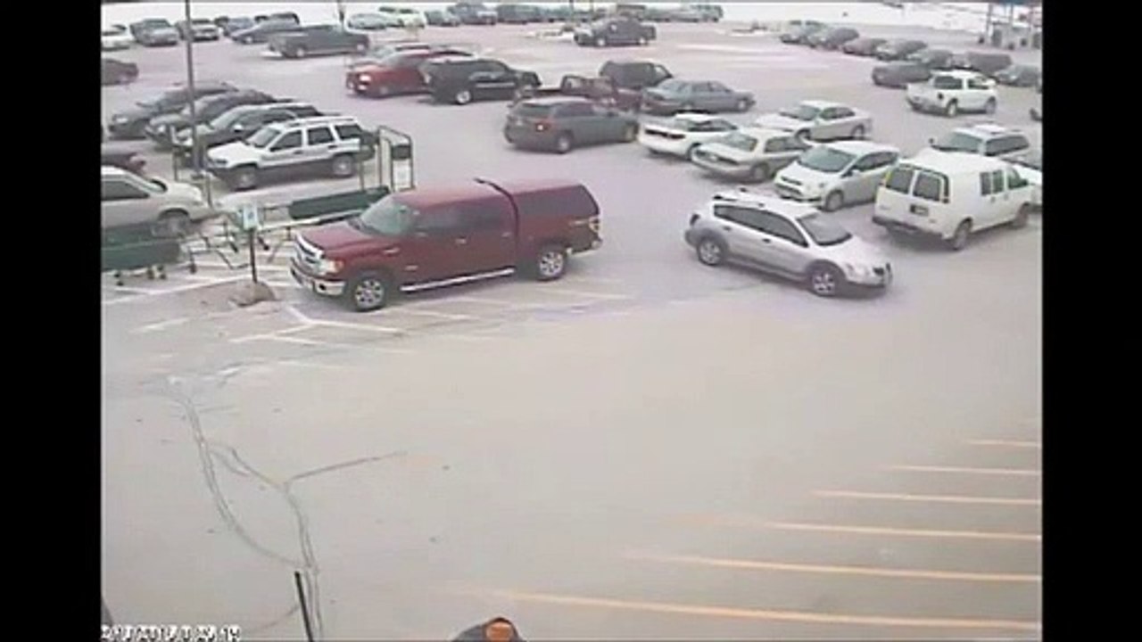 Un chauffeur de 92 ans emboutit des voitures en essayant de sortir d'un parking