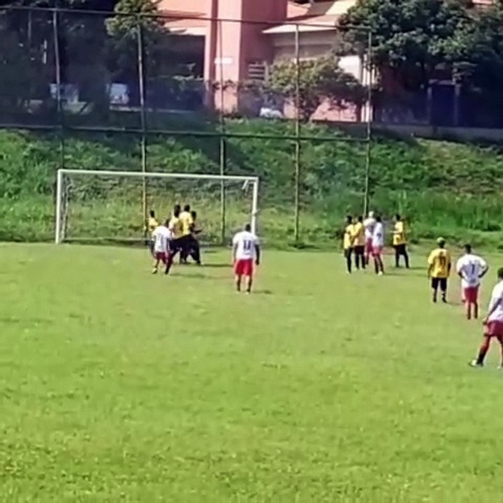 GOL DE FALTA DO JHOU