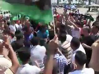 Les Libyens défient les violences et réussissent un scrutin historique