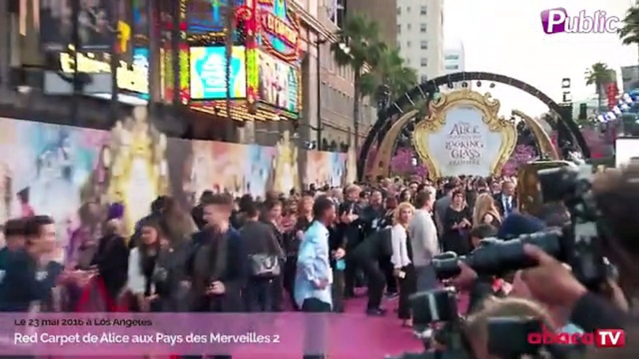 Johnny Depp : sa nouvelle coupe de cheveux au top à l’avant-première de Alice aux Pays des Merveilles 2 !