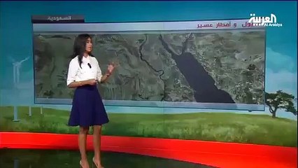 Une présentatrice météo chute en direct sur la chaîne Al-Arabiya