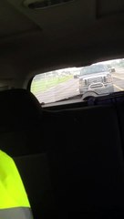 Il conduit comme un fou sur la route : cela va rapidement se retourner contre lui !