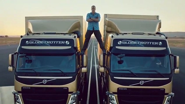 L'époustouflant grand écart de Jean-Claud Van Damme dans une pub pour Volvo