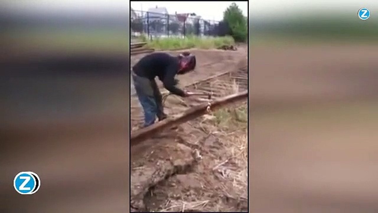 Se prendre une barre de fer en pleine figure, aïe !