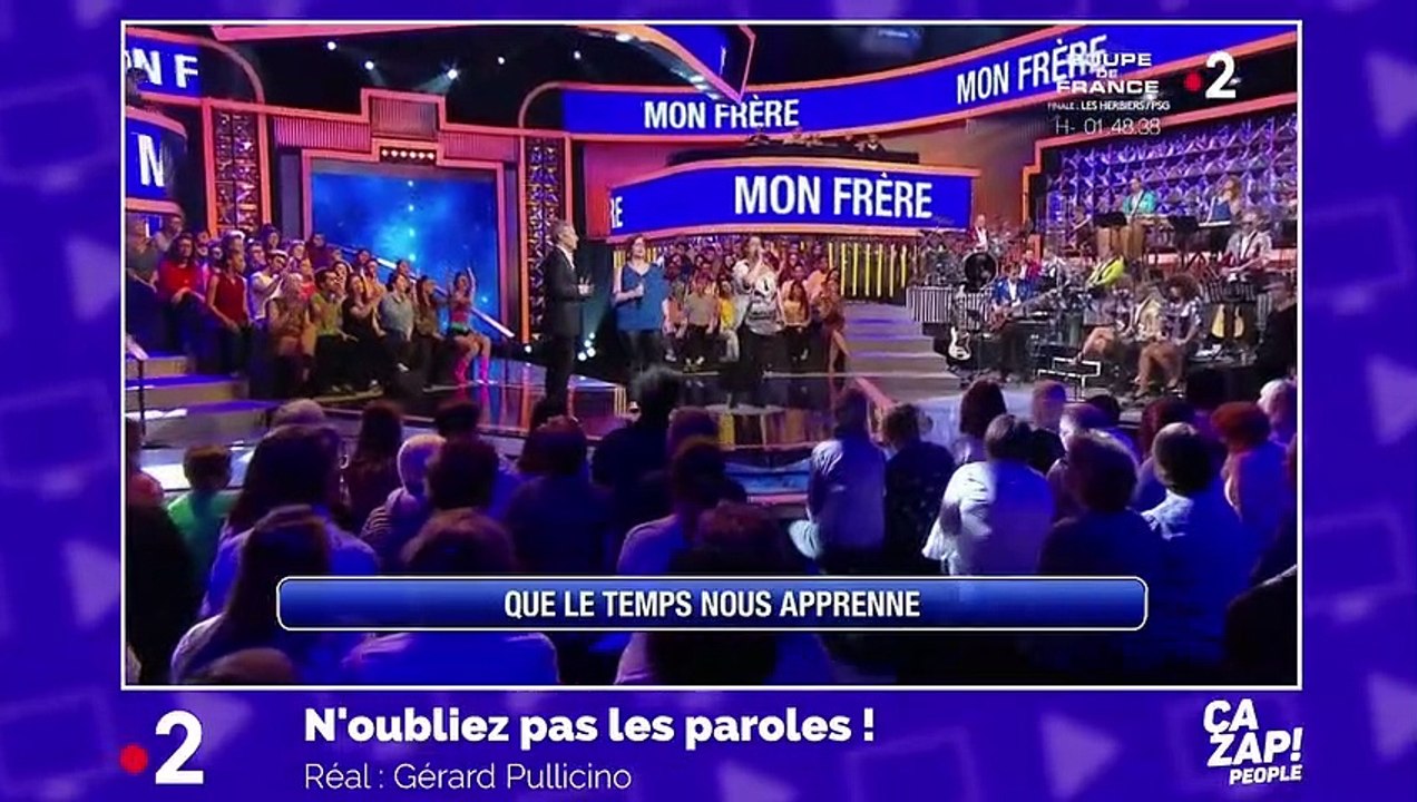 "Tu ne dois pas faire de rêves coquins là dedans " : Stéphane Plaza se moque de la déco d'une chambre