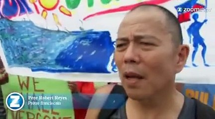 Les rescapés du typhon gardent espoir