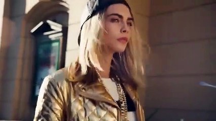 Magnum x Moschino : Cara Delevingne et Jeremy Scott libèrent la bête !