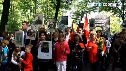 Berlin : des motards pro-Poutine chantent Staline