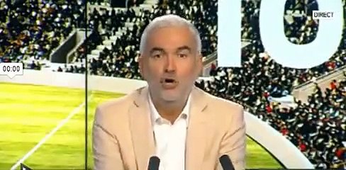 Léa Salamé '"fait péter le décolleté" sur I-télé