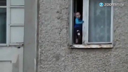 Stupeur ! Un enfant perché au 7ème étage !
