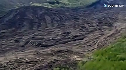 3 disparus dans un gigantesque glissement de terrain