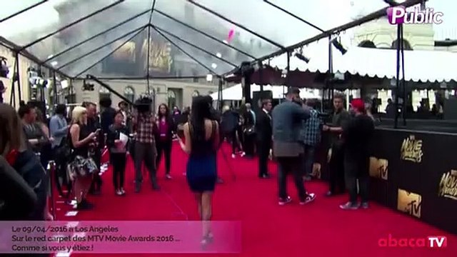 Exclu Vidéo : Kendall Jenner enflamme le tapis rouge des MTV Awards 2016 !