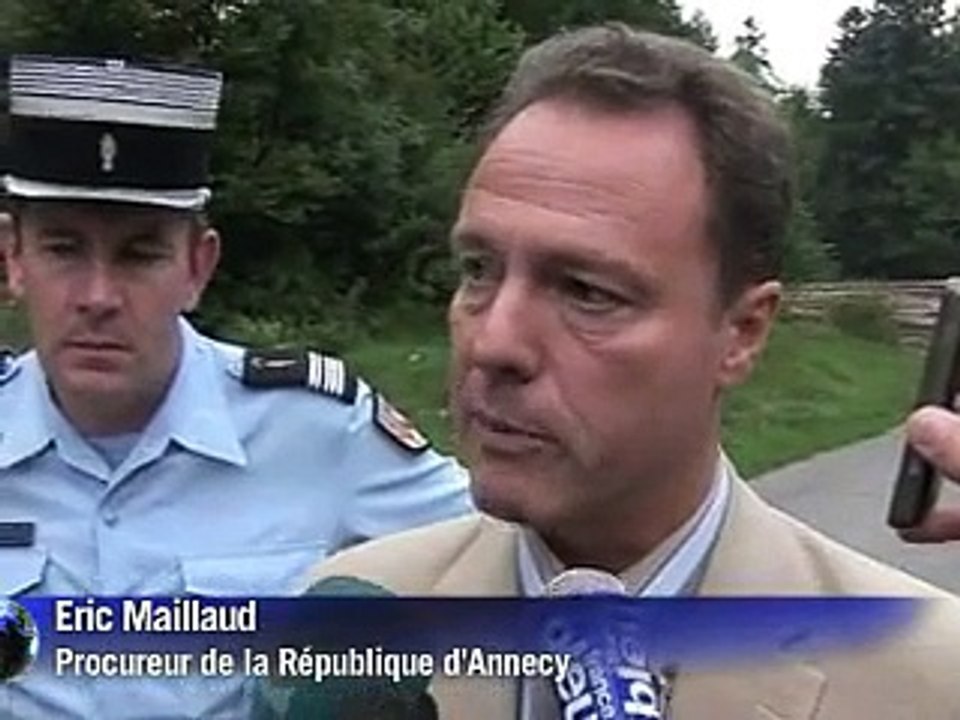 Tuerie en France: quatre morts, la voiture des victimes britannique