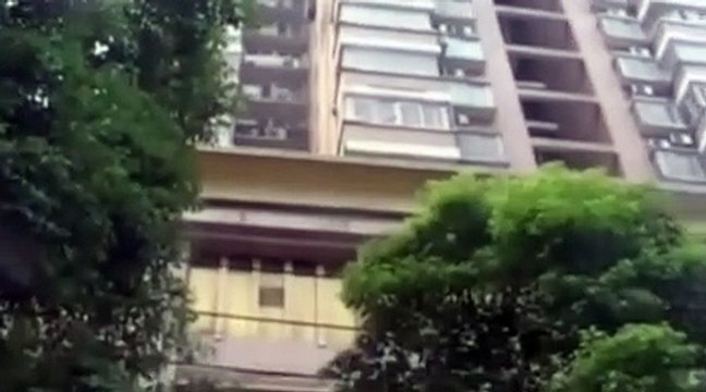 Une fillette coincée à 80 mètres au-dessus du vide