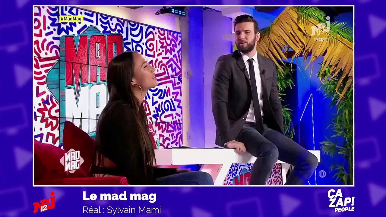 Pourquoi Victoria Abril est-elle passée sous le bureau dans On n'est pas couché ?