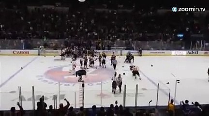 Quand un match de hockey devient un match de boxe...