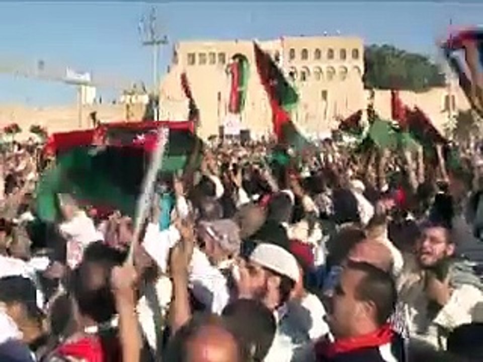 Libye: divisions au sein du clan Kadhafi, réunion jeudi à Paris