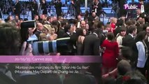 Exclu Vidéo : Cannes 2015 : Sophie Marceau, scintillante pour la montée des marches du film 