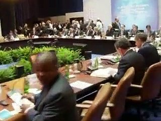 Mobilisation fébrile pour éviter une nouvelle crise financière mondiale