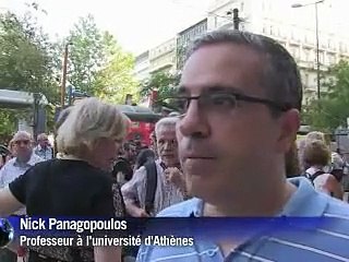 Grèce: plus de 30.000 personnes dans la rue à Athènes et Salonique