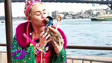 Miley Cyrus fesses à l'air sur Instagram