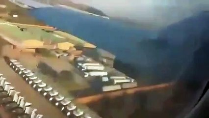 Son avion s'écrase, il filme le crash de l'intérieur