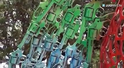 Quand des armes se transforment en oeuvres d'art
