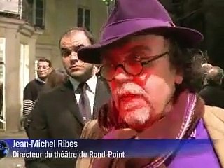 "Golgota Picnic": des catholiques se sont mobilisés dans le calme devant le théatre