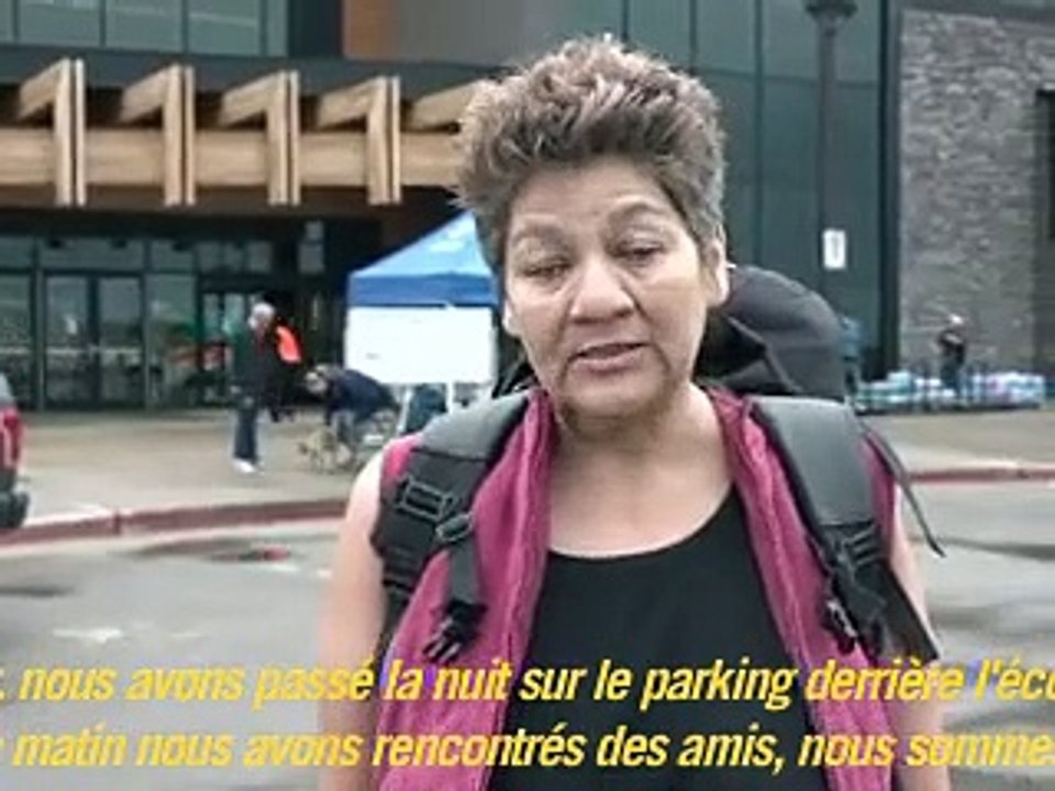 Canada: Fort McMurray interdite pour longtemps, pont aérien en cours