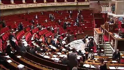"Vous auriez être plus franc et me traiter de pédé !"