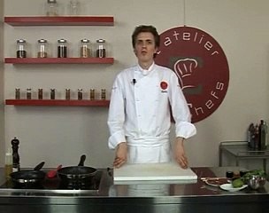 Aiguillettes de canard laquées au miel de soja, câlins de radis roses