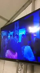 Vidéo : Malgré la défaite, Marine Le Pen s'éclate en dansant sur du Jean-Jacques Goldman !