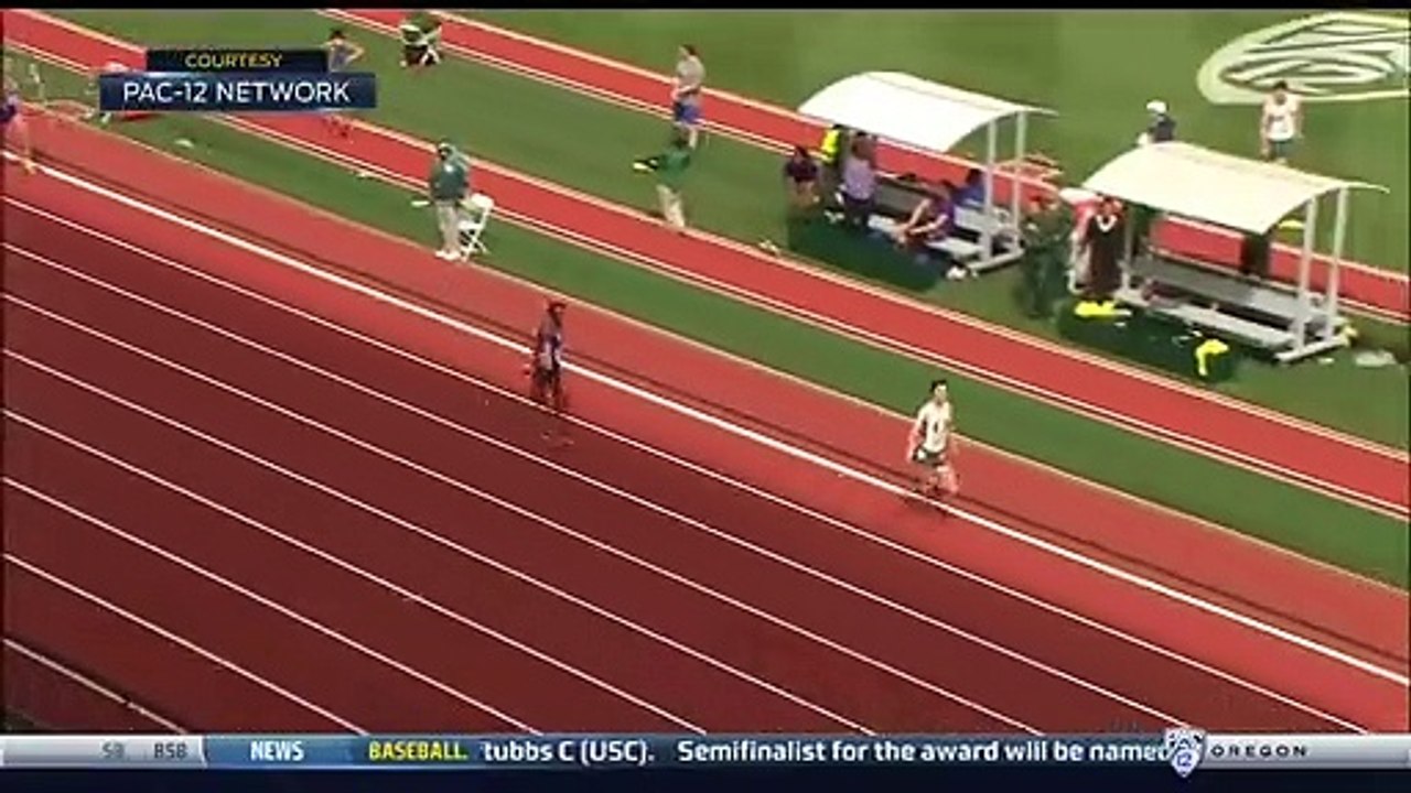 Un coureur célèbre trop tôt sa victoire et se fait doubler à l'arrivée