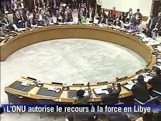 Libye: des frappes internationales "rapidement", Kadhafi promet "l'enfer"