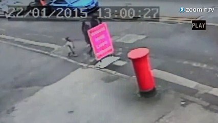 Une explosion retentit, un enfant l'évite de justesse!