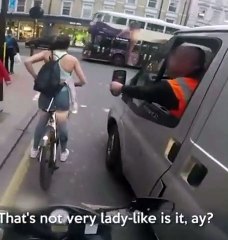 Une femme se venge après avoir été harcelée sur la route