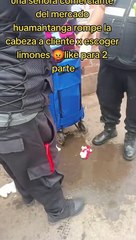 Vendedora rompe cabeza a clientes por escoger limones