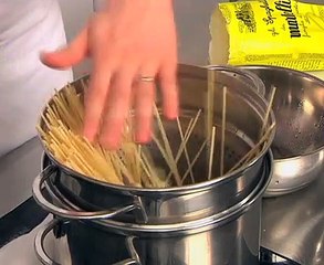 Cuire des pâtes sèches