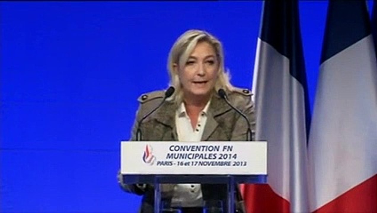 Marine Le Pen exhorte François Hollande à dissoudre l'Assemblée Nationale