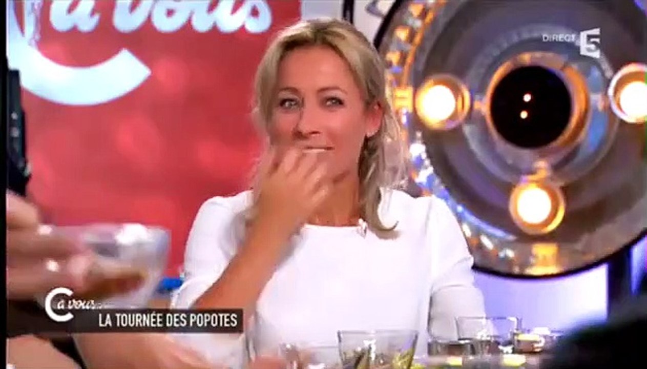 Quand Inès de la Fressange déguste des criquets dans C à vous